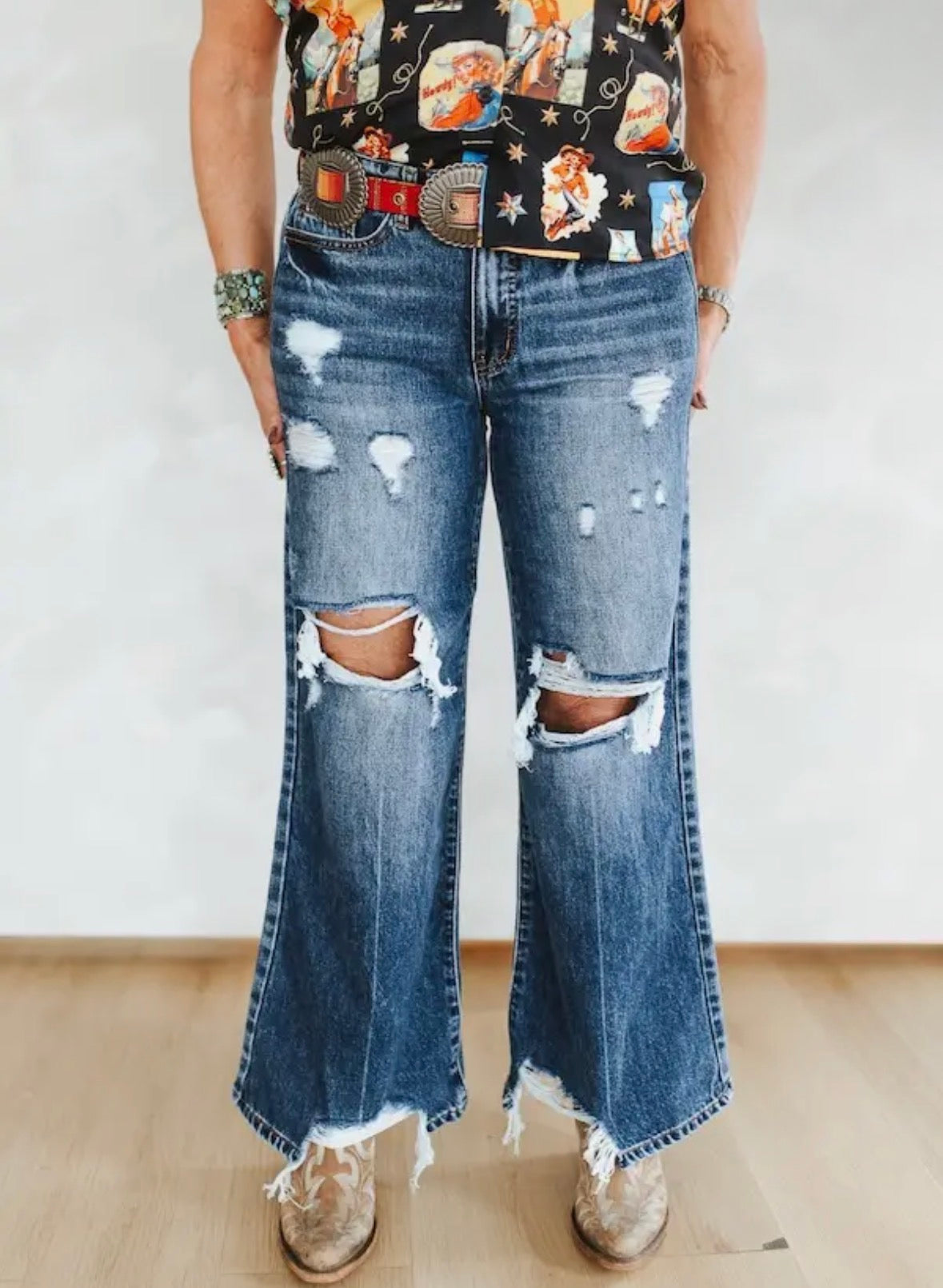 Kalley Distressed Jeans