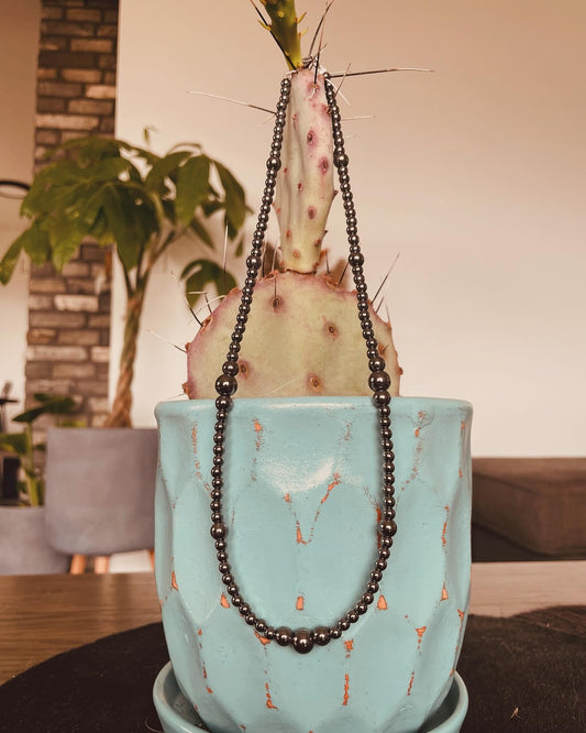 Graduated Hematite - Necklace