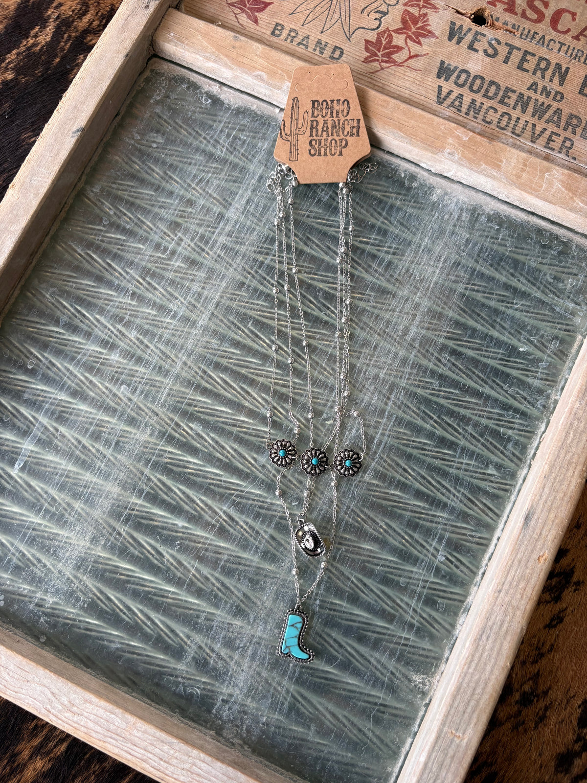 FAUX 3 Layer Boots Necklace