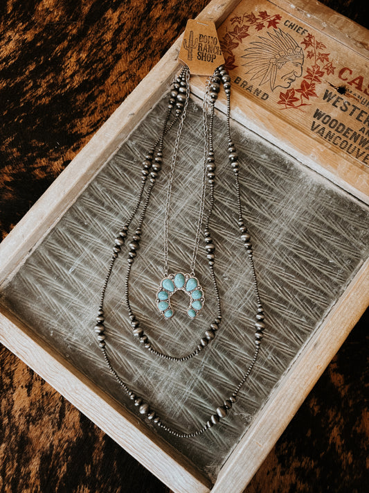 FAUX 2 Layer Navajo Bead & Sqaush Pendant Necklace
