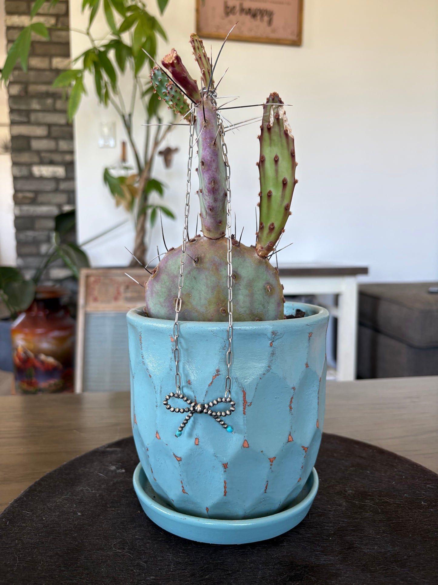 The Pretty Tied Up Necklace