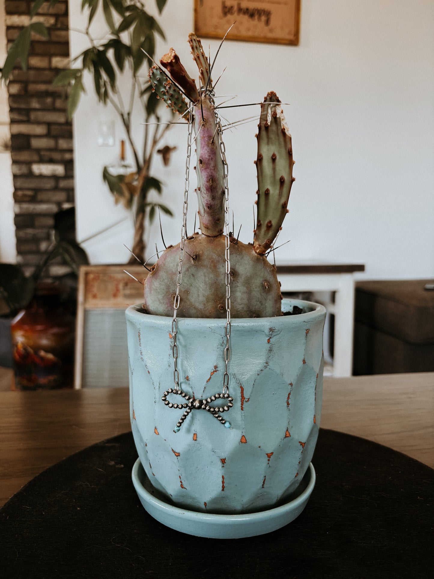 The Pretty Tied Up Necklace